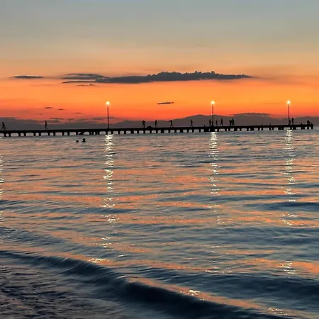Thea Thermaikou Agia Triada (Thessaloniki)